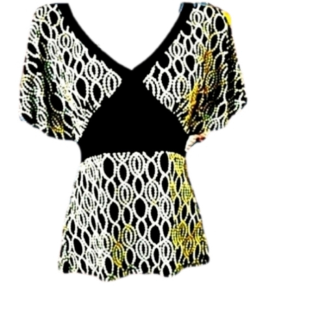 Iz Byer M Lacey Black And White Tie Back Tunic